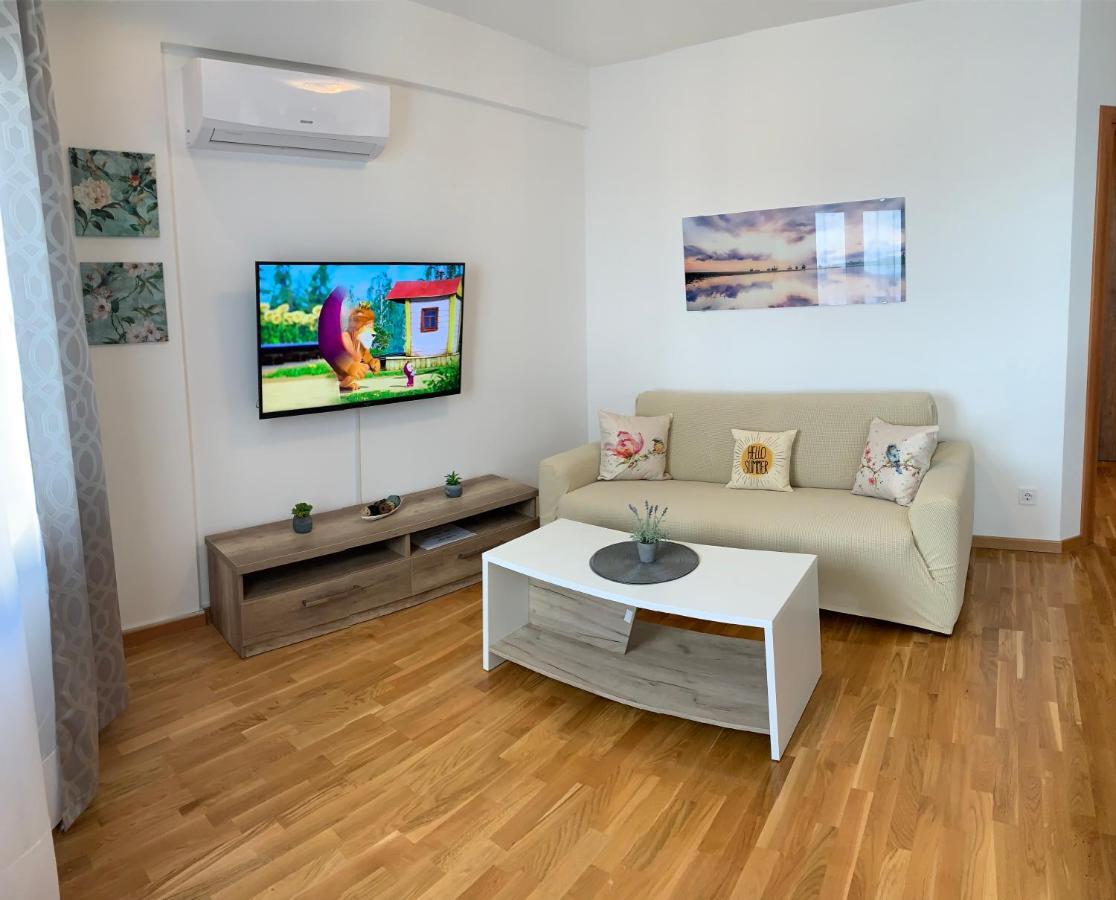 Ive Lole Ribara 38 Apartman Bečići Kültér fotó