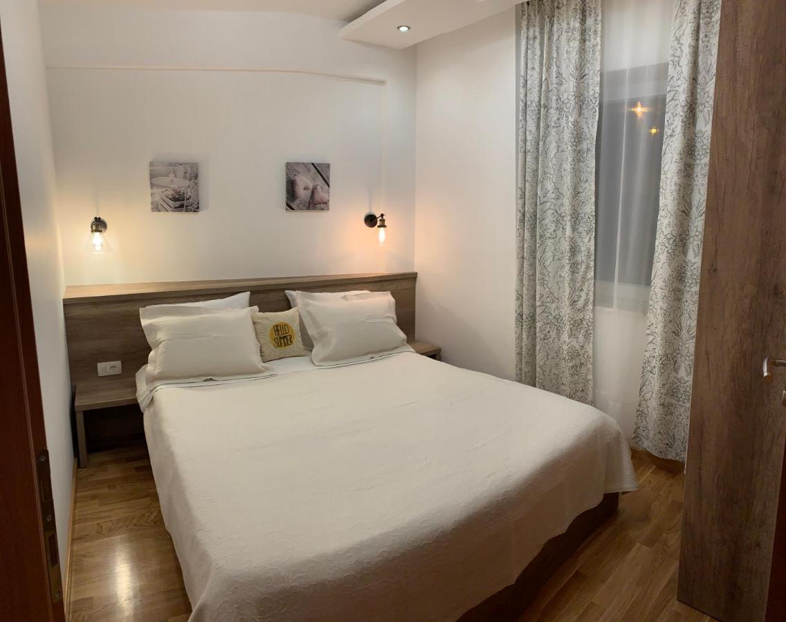 Ive Lole Ribara 38 Apartman Bečići Kültér fotó